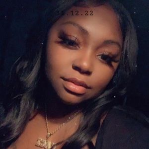 Meet your Posher, Kaci